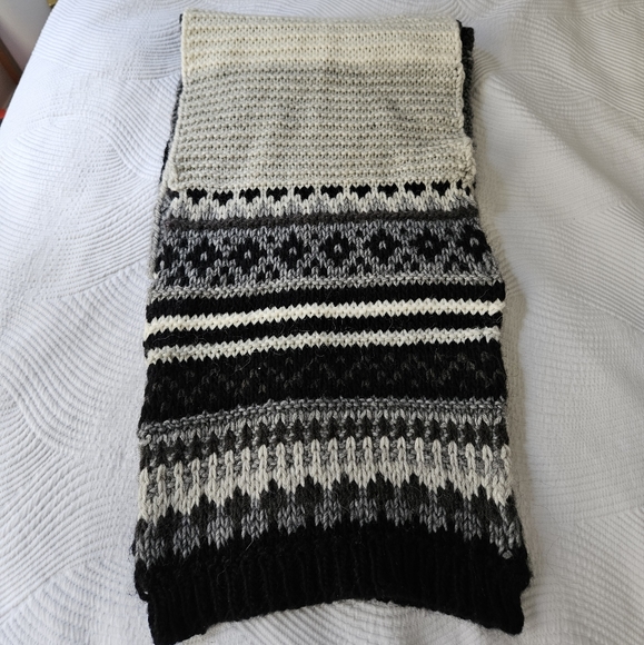 Calimar Alpaca and Wool Italian Scarf Nordic Icelandic Design - Picture 14 of 16